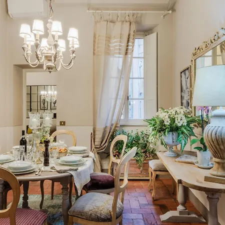 Panoramic Living In The Heart Of * Lucca